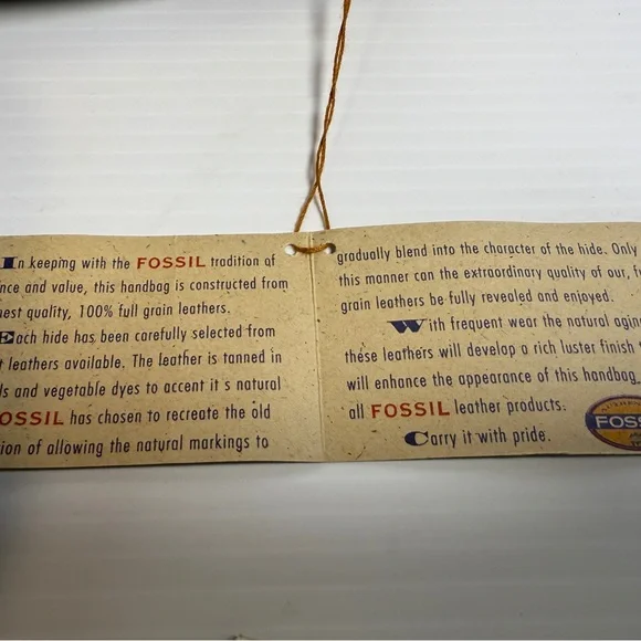 Fossil Unisex Brown Leather Bag NWT - Picture 7 of 8